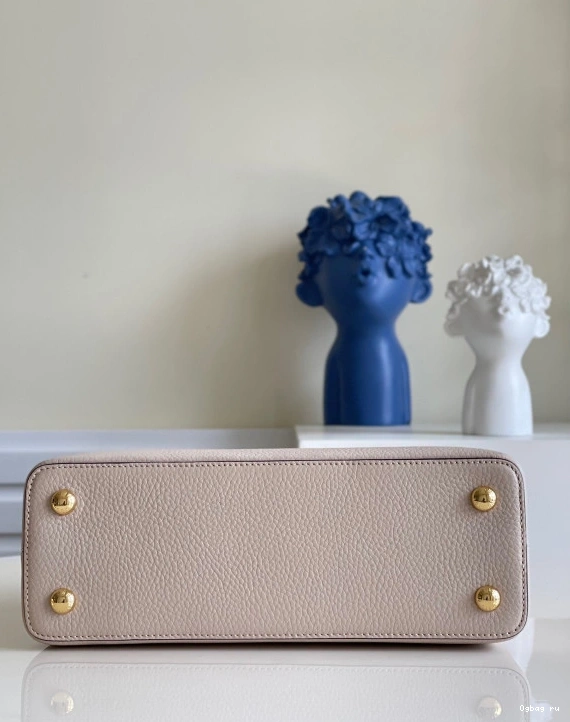 PM VUITTON LOUIS CAPUCINES 0801